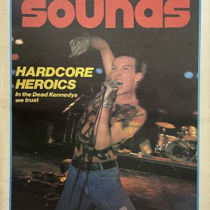 SOUNDS 1982, October 2