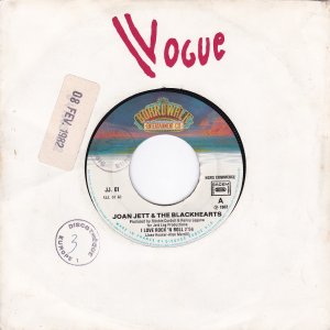 JOAN JETT & THE BLACKHEARTS – I Love Rock ‘N Roll / Love Is Pain