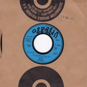 XTC – Making Plans For Nigel / Life Begins At The Hop